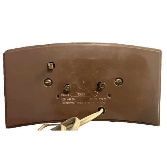 Vintage General Electric Alarm Clock Retro Faux Wood Model 7354 - Works! Nice! - Picture 4 of 4